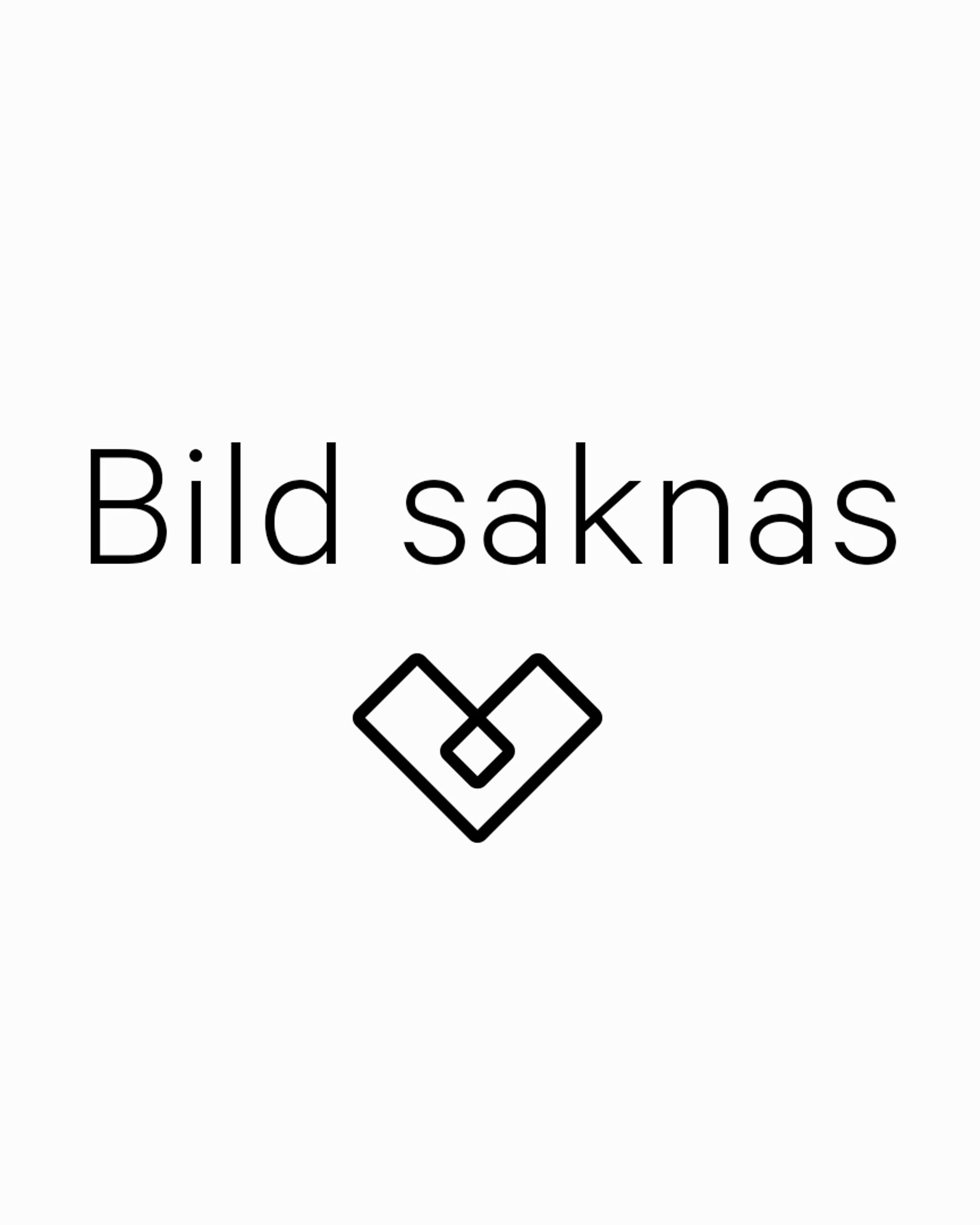 Liv ek - Skandinavisk kök i vacker miljömärkt ekfaner